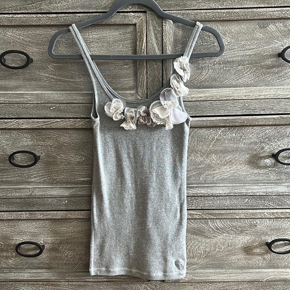 Abercrombie & Fitch tank top with floral top appliqué